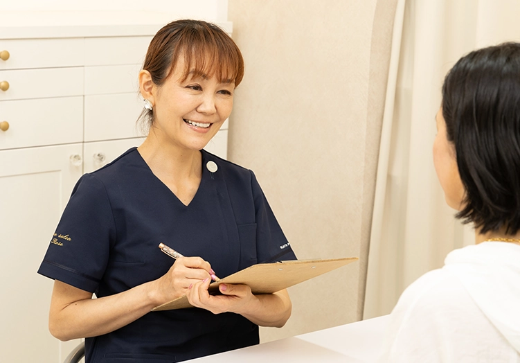 自由が丘ネイルケア専門店｜深爪・噛み爪・むしり爪・丸爪・小爪なら最強の地爪育成サロン｜ROSE ROSE｜寺木智子